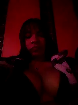 VivienAndClark online show from 09-17-25, 03:41