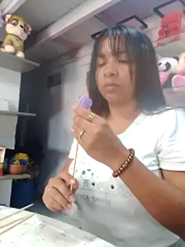 VivienAndClark online show from 11-04-25, 03:00