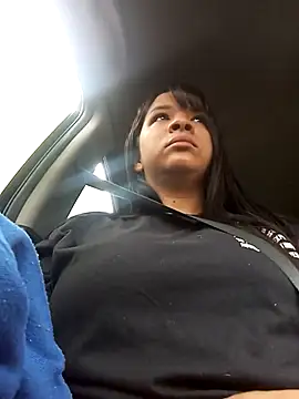 VivienAndClark online show from 11-13-25, 01:10