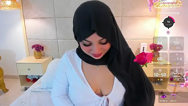 Snapshot of _anjum_ chatting on 06-06-26, 12:21 anjum online show from 06-06-26, 12:21