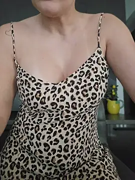 AnaFoxxy online show from 06-03-26, 04:56