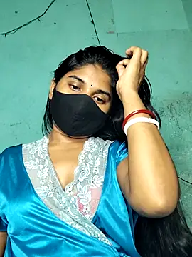 Luv Adite20 online show from 03-18-25, 06:37