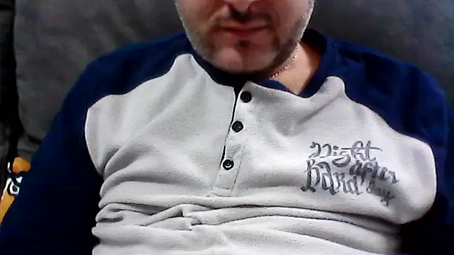 Snapshot of daky_86 chatting on 01-18-26, 05:06 daky 86 online show from 01-18-26, 05:06