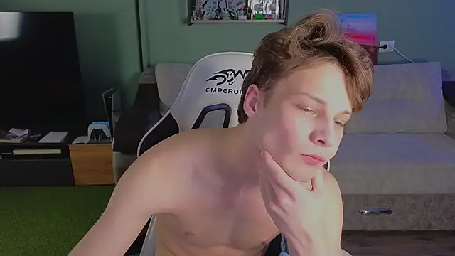 Snapshot of TeddyLiLboy chatting on 12-19-25, 06:37 TeddyLiLboy online show from 12-19-25, 06:37