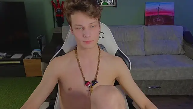 Snapshot of TeddyLiLboy chatting on 12-21-25, 10:06 TeddyLiLboy online show from 12-21-25, 10:06