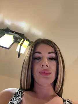 IsabellaEtthan online show from 03-18-25, 08:48