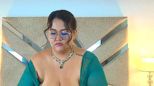 IsabellMendez  online show from 02-19-26, 04:36