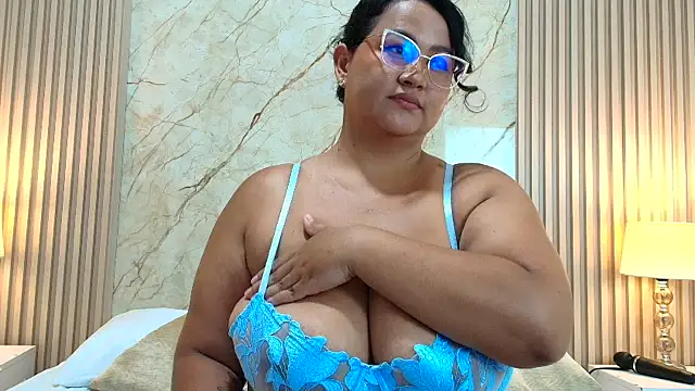 IsabellMendez  online show from 08-04-26, 08:55