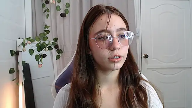 Snapshot of BlairVicent chatting on 11-05-25, 01:55 BlairVicent online show from 11-05-25, 01:55