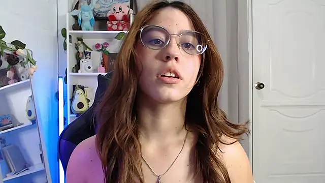 Snapshot of BlairVicent chatting on 03-10-26, 11:37 BlairVicent online show from 03-10-26, 11:37