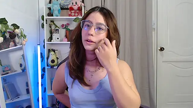 Snapshot of BlairVicent chatting on 03-16-26, 01:26 BlairVicent online show from 03-16-26, 01:26