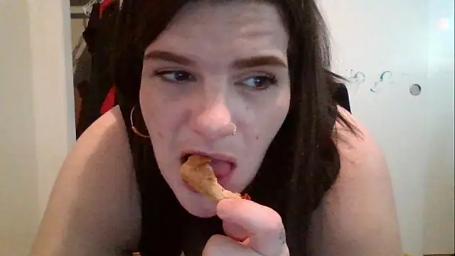 Snapshot of BeckiTooSweet chatting on 09-10-25, 01:16 BeckiTooSweet online show from 09-10-25, 01:16