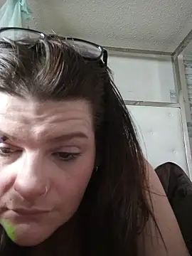 Snapshot of BeckiTooSweet chatting on 11-07-25, 08:20 BeckiTooSweet online show from 11-07-25, 08:20