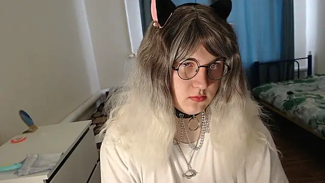 EvaMiron online show from 02-17-26, 08:22