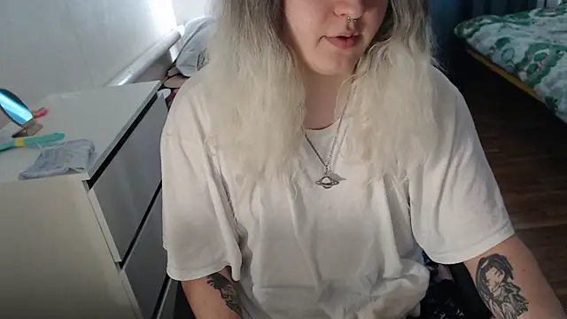 EvaMiron online show from 02-18-26, 08:32