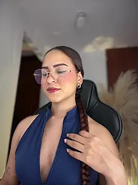 gretta kler1 online show from 05-01-26, 12:15