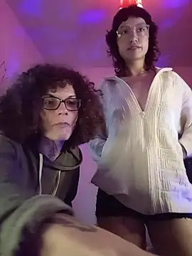 Snapshot of SuccubusTatuada chatting on 12-18-25, 09:21 SuccubusTatuada online show from 12-18-25, 09:21