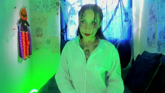 Snapshot of Keket_Smitth chatting on 10-31-25, 08:54 Keket Smitth online show from 10-31-25, 08:54