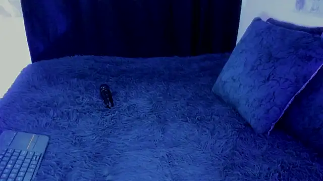 Snapshot of Keket_Smitth chatting on 11-07-25, 08:20 Keket Smitth online show from 11-07-25, 08:20