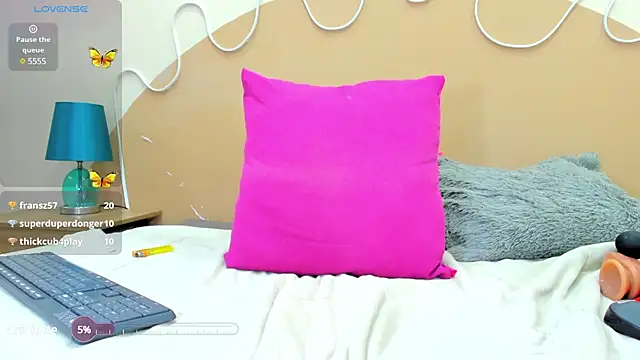 natasha jurado online show from 12-22-24, 04:59