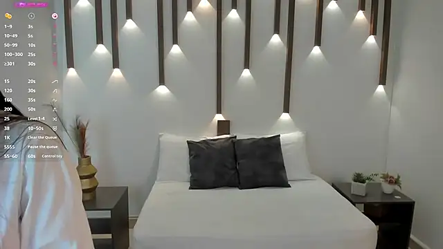 Snapshot of megan_cooper28 chatting on 12-14-24, 11:23 megan cooper28 online show from 12-14-24, 11:23