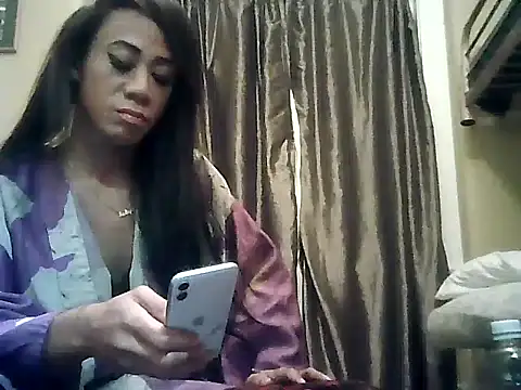 CaramelDipper online show from 12-16-24, 05:17