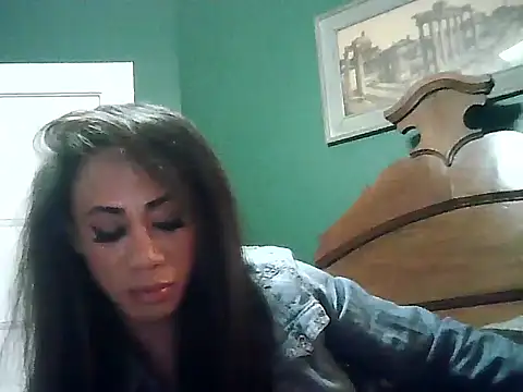 CaramelDipper online show from 12-16-24, 11:01