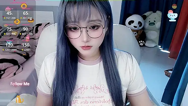 Snapshot of Sweet-18wanwan chatting on 01-06-25, 04:26 Sweet-18wanwan online show from 01-06-25, 04:26