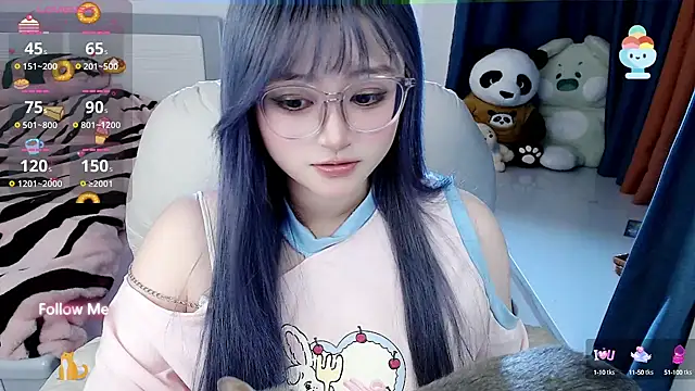 Snapshot of Sweet-18wanwan chatting on 01-07-25, 03:33 Sweet-18wanwan online show from 01-07-25, 03:33