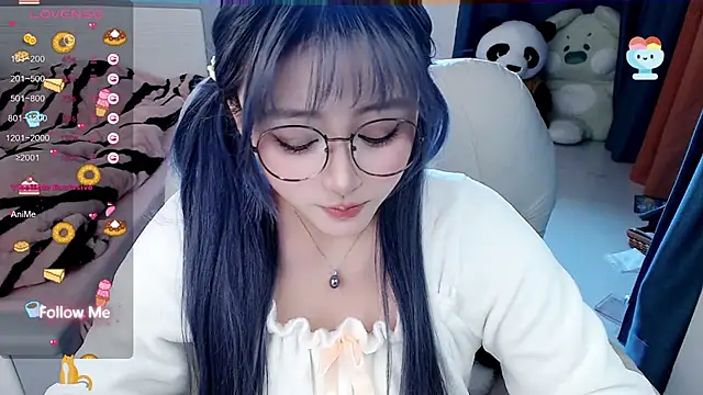 Snapshot of Sweet-18wanwan chatting on 01-09-25, 05:54 Sweet-18wanwan online show from 01-09-25, 05:54