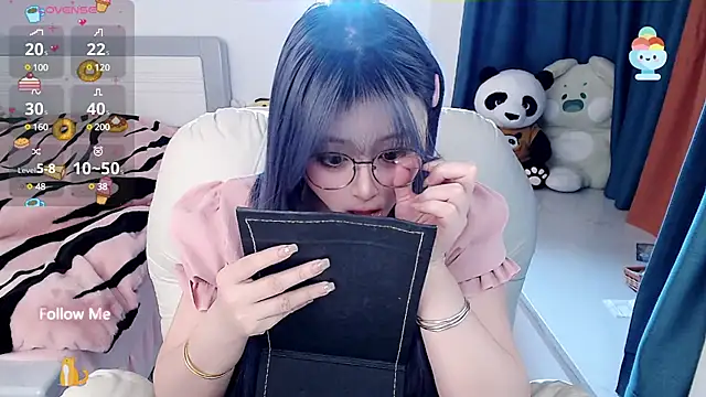 Snapshot of Sweet-18wanwan chatting on 01-10-25, 05:56 Sweet-18wanwan online show from 01-10-25, 05:56