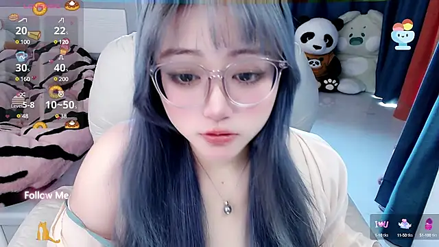 Snapshot of Sweet-18wanwan chatting on 01-14-25, 06:17 Sweet-18wanwan online show from 01-14-25, 06:17