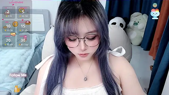 Snapshot of Sweet-18wanwan chatting on 02-21-25, 04:59 Sweet-18wanwan online show from 02-21-25, 04:59