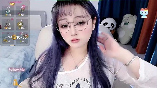 Snapshot of Sweet-18wanwan chatting on 03-16-25, 08:32 Sweet-18wanwan online show from 03-16-25, 08:32