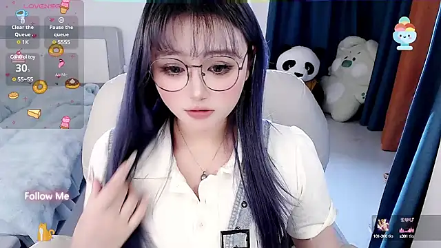 Snapshot of Sweet-18wanwan chatting on 03-18-25, 07:10 Sweet-18wanwan online show from 03-18-25, 07:10