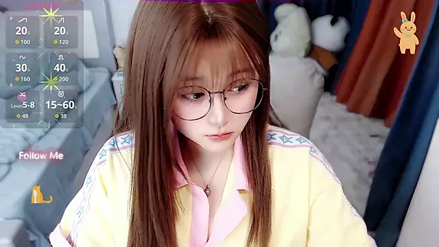 Snapshot of Sweet-18wanwan chatting on 12-18-25, 08:26 Sweet-18wanwan online show from 12-18-25, 08:26