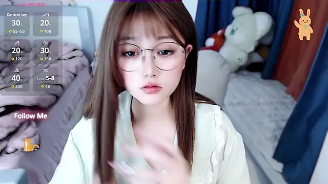 Snapshot of Sweet-18wanwan chatting on 03-02-26, 03:52 Sweet-18wanwan online show from 03-02-26, 03:52