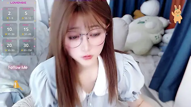 Snapshot of Sweet-18wanwan chatting on 04-04-26, 11:02 Sweet-18wanwan online show from 04-04-26, 11:02