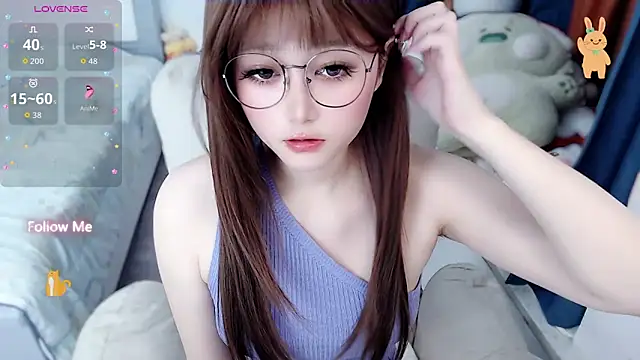 Snapshot of Sweet-18wanwan chatting on 04-21-26, 04:45 Sweet-18wanwan online show from 04-21-26, 04:45