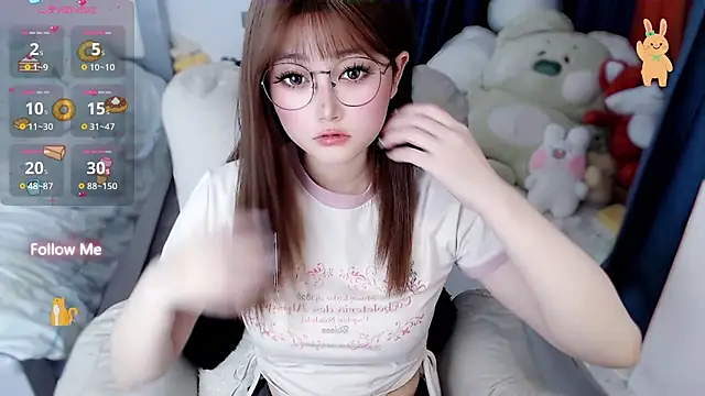 Snapshot of Sweet-18wanwan chatting on 04-25-26, 04:15 Sweet-18wanwan online show from 04-25-26, 04:15