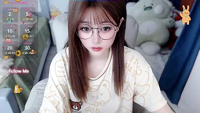 Snapshot of Sweet-18wanwan chatting on 05-06-26, 05:29 Sweet-18wanwan online show from 05-06-26, 05:29
