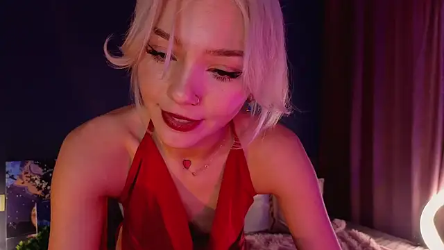 Snapshot of SandraBoyl chatting on 03-14-25, 07:48 SandraBoyl online show from 03-14-25, 07:48