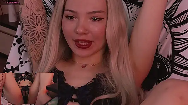 SandraBoyl online show from 04-27-26, 02:42