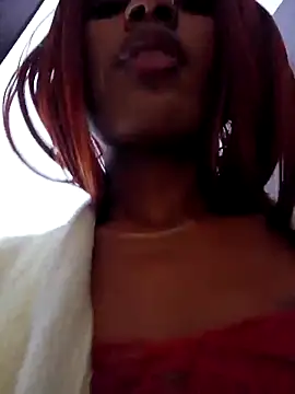Snapshot of Elektra_Queen chatting on 03-22-25, 04:26 Elektra Queen online show from 03-22-25, 04:26