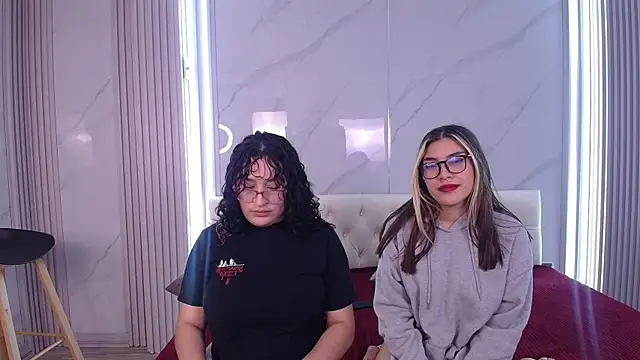 Snapshot of Little_Cuttie_ chatting on 09-15-25, 03:50 Little Cuttie online show from 09-15-25, 03:50