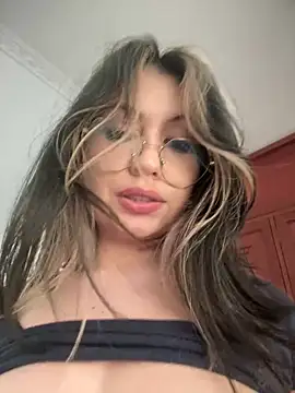 marie2  online show from 12-22-24, 06:37