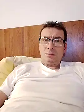 Snapshot of Anastasio33 chatting on 01-29-25, 07:53 Anastasio33 online show from 01-29-25, 07:53