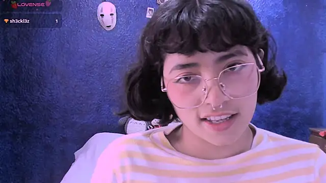 Snapshot of NinaYellow chatting on 12-05-24, 06:55 NinaYellow online show from 12-05-24, 06:55