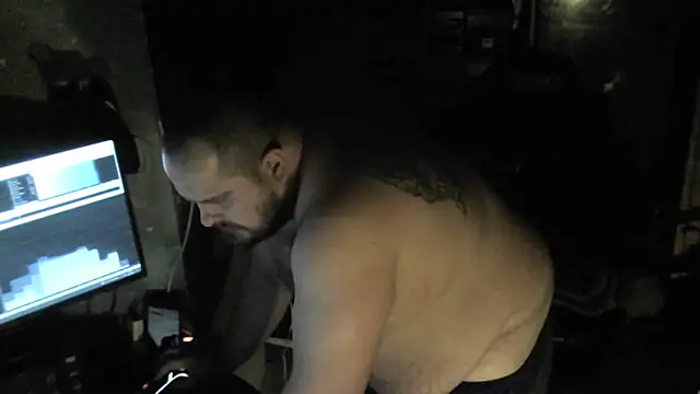 perversalus online show from 12-17-24, 01:29