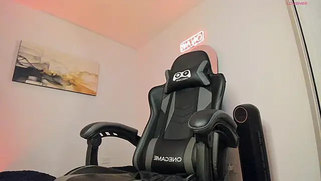 LucianSinclair online show from 12-27-24, 03:42